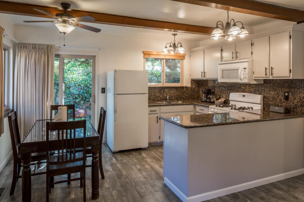 Andril Fireplace Cottages Pacific Grove Exterior foto